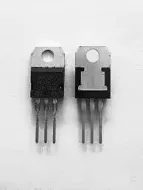 STP25N10F7 (TO-220)